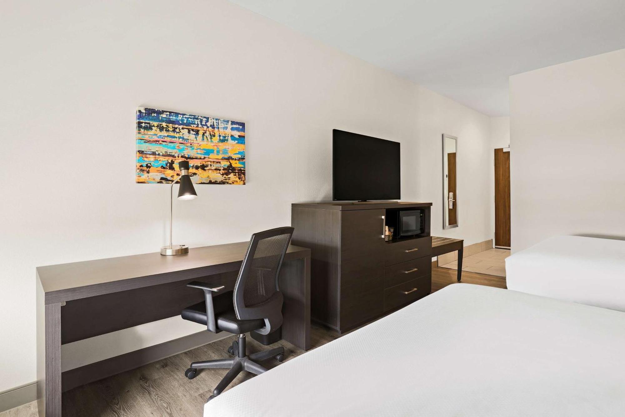 Best Western Iowa - Lake Charles East Exterior photo